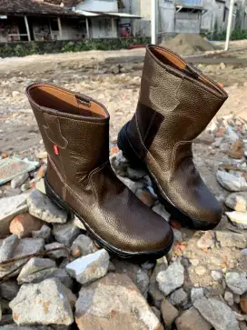 Sepatu Safety Boots Full Kulit proyek Tambang Gita Boots