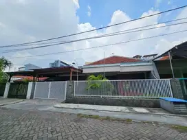 Dijual rumah kendangsari (luas 302 m2)