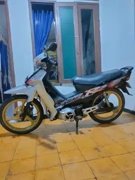 Yamaha F1ZR 1995