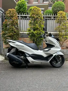 PCX 160 CBS (Pajak Baru Perpanjang)
