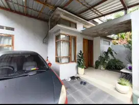 Rumah apik colomadu murah