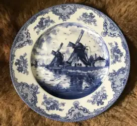 Piring Antik Holland