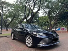 KM 30 Ribu !!!Toyota Camry 2.5 V 2020 AT