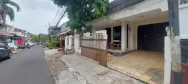 Dijual Rumah Nyaman di Daerah Tebet Barat