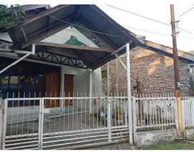 Rumah ditengah kota Semarang Selatan