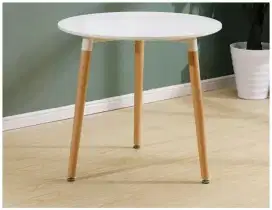 New Meja Bulat Putih

Diameter 60 cm
Tinggi 65cm