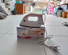 Setrika Miyako SNI