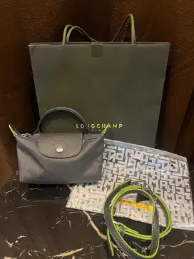 Longchamp Le Pliage Green Pouch with Handle