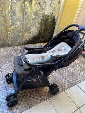 Stroller Joey Hitam
