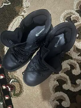 Sepatu Boots Pull & Bear