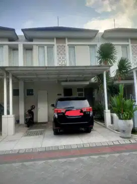 Rumah full prabot cluster suvadiva pakuwon city sby