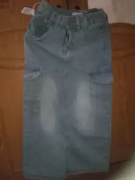Rok Wanita Ori Skena