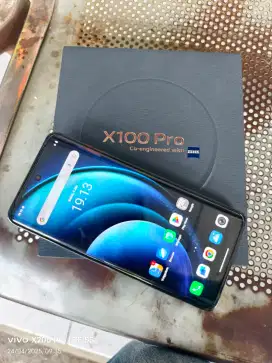 Vivo x100 pro like new
