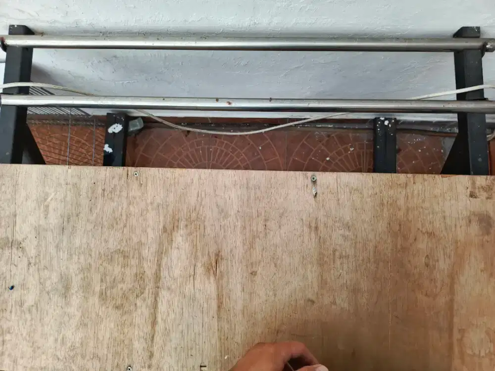 Meja cutting stiker Roda masih bagus