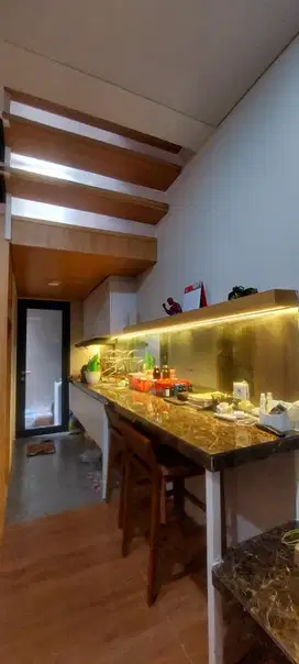 JUAL RUGI - RUMAH HOEK FLEEKHAUZ BSD VIEW TAMAN / CHL