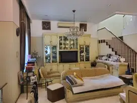 Dijual rumah tinggal letak strategis di Kemang Selatan