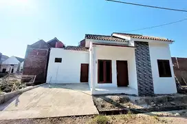 Rumah Cantik Lingkungan Perumahan Ngemplak Kartasura Sukoharjo
