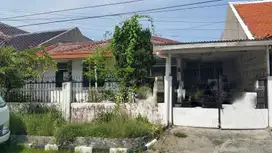 RUMAH HITUNG TANAH DARMO BARU BARAT dekat Darmo Permai, HR Muhammad, t