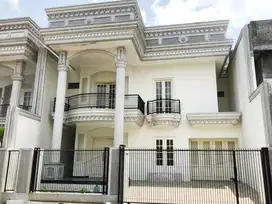 RUMAH VILLA SENTRA RAYA CITRALAND BARU GRES CLASSIC dekat Gwalk ROW 4
