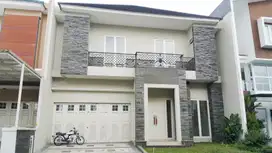 RUMAH VILLA BUKIT REGENCY 3 PAKUWON INDAH BARU GRES dekat mall, pusat