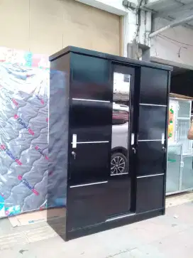 Lemari pakaian triblok 3pintu