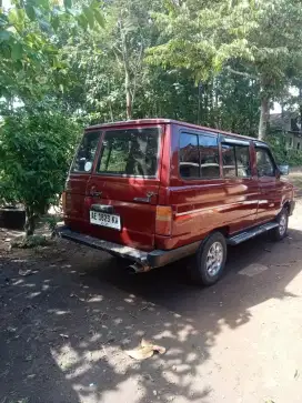 Toyota Kijang tahun1991 plat AE ngawi