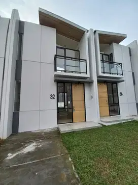 Disewakan rumah type 3 kamar kosong lokasi Lippo Cikarang