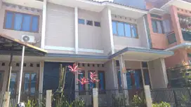 Rumah Cantik Murah siap huni Cigadung Sayap Dago Bandung