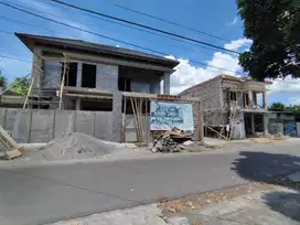 Dijual Rumah dengan Private Pool Dekat Stadion Maguwoharjo Sleman, SHM