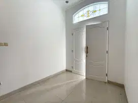 Dijual Rumah Di Permata Buana Jakarta Barat Siap Huni