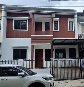 jual Di Kencana Loka, Bagus, siap Huni, Depan SMP N19, Dekat Stasiun