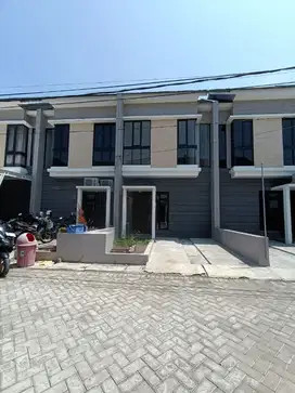 GRAND ALANA REGENCY RUNGKUT DKT UPN MERR,PURIMAS,WIGUNA