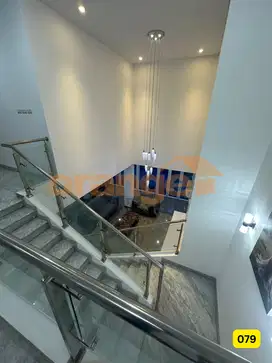 Di Jual Rumah Cantik Dengan Kolam Renang Siap Huni di Kota Wisata