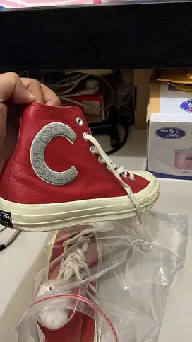 Sepatu Converse 70’s Letter