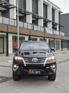 Fortuner VRZ 2.4 AT 2018 Diesel Teangan Pertama