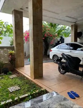 Rumah siap huni di kavling di kelapa dua wetan ciracas Jakarta Timur