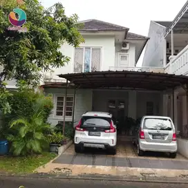 Dijual rumah 2 lantai di perumahan kota wisata cibubur