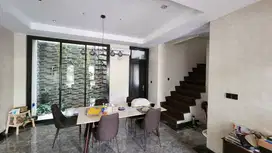 Rumah Bagus siap huni Summarecon Bekasi
