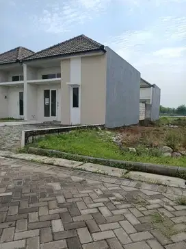 Newtown Park Termurah Rumah baru Ready