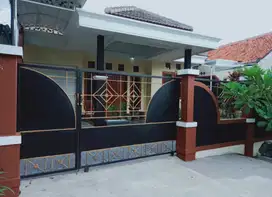 Rumah Strategis Puspowarno Semarang Barat
