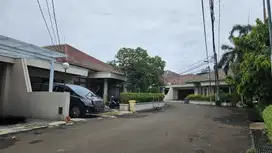 Dijual Rumah Luas, Cantik dan Strategis di Jl Teladan Gandaria Jaksel