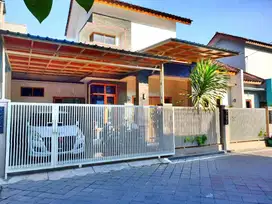 Rumah cluster bagus siap pakai dekat luwes gentan