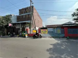 Tanah kost Lebar 15m Jl Simpang Bunga Dewandaru suhat