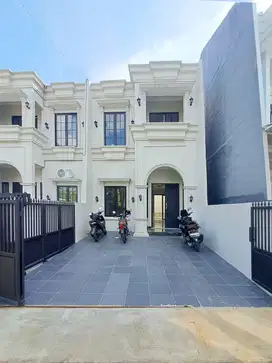 Rumah 2 lantai luas tanah 100meter lokasi tgh kota depok jl abdul gani