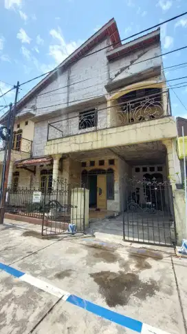 Rumah di jual baru renovasi atap