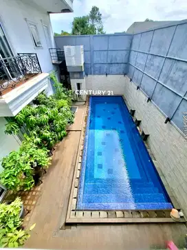 Dijual Rumah dekat Tol Parigi Bintaro ada Swimming Pool 198578