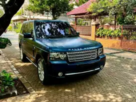 For sale ,Range Rover Vogue  Autobiography 2012