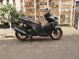 Yamaha aerox abs conected 2023 km 5xxx asli