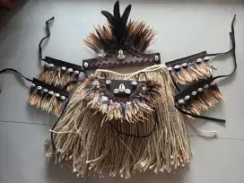Kostum adat Papua