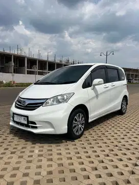 HONDA FREED PSD 2012